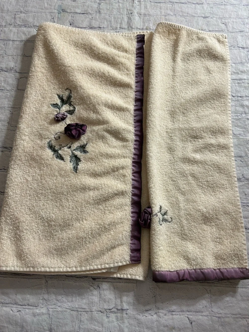 VOHANN DIV.OF DONISA INC. 100% COTTON MADE IN INDIA BATH TOWEL & HAND TOWEL